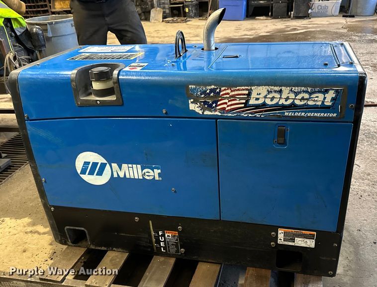 image for item DQ0640 Miller Bobcat 250 welder/generator