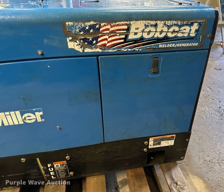 image for item DQ0640 Miller Bobcat 250 welder/generator