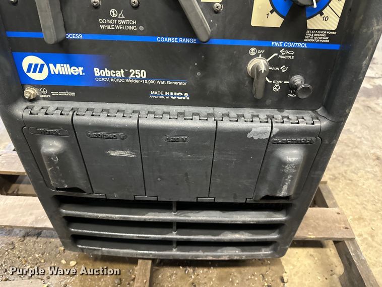image for item DQ0640 Miller Bobcat 250 welder/generator