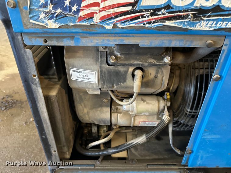 image for item DQ0640 Miller Bobcat 250 welder/generator