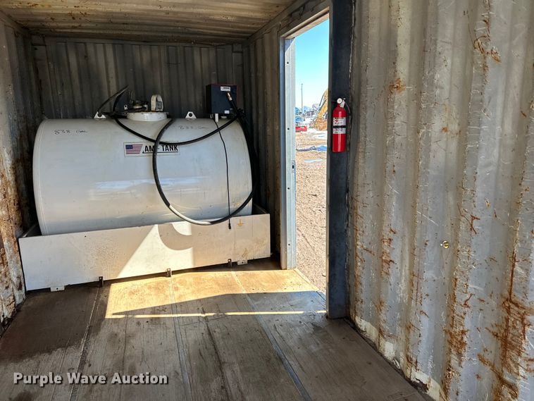 image for item DQ0642 Shipping container with fuel tank
