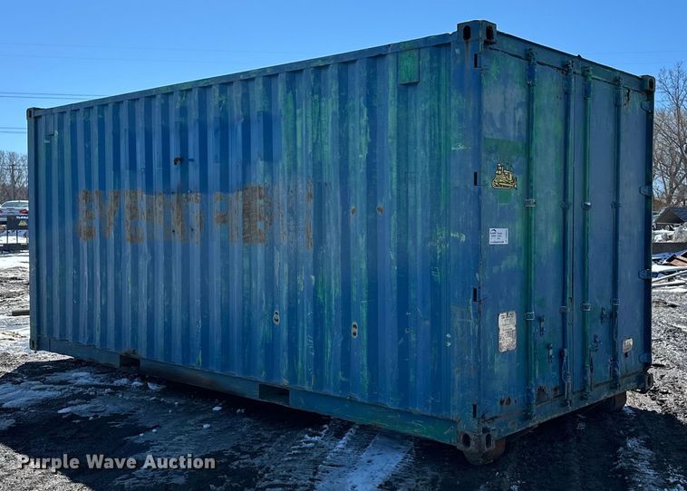 image for item DQ0643 Shipping container with fuel tank