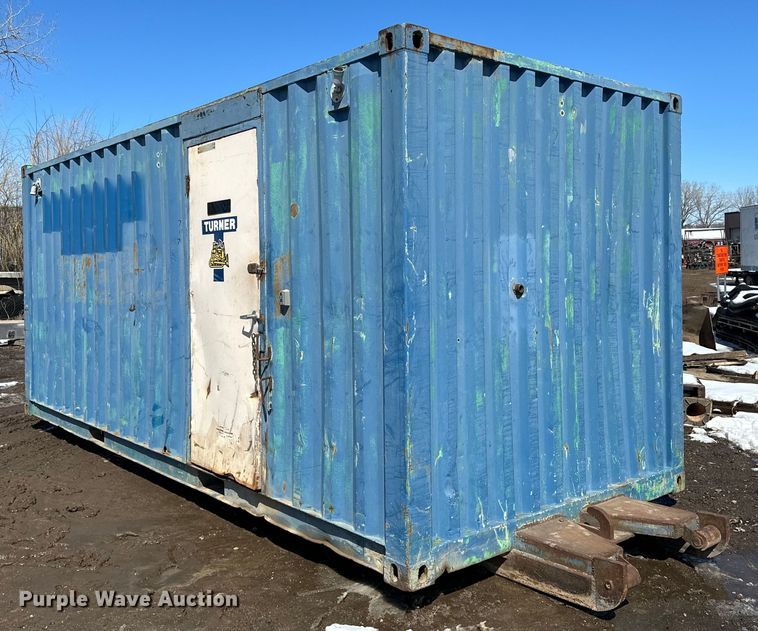 image for item DQ0643 Shipping container with fuel tank