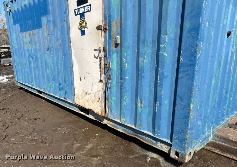 image for item DQ0643 Shipping container with fuel tank