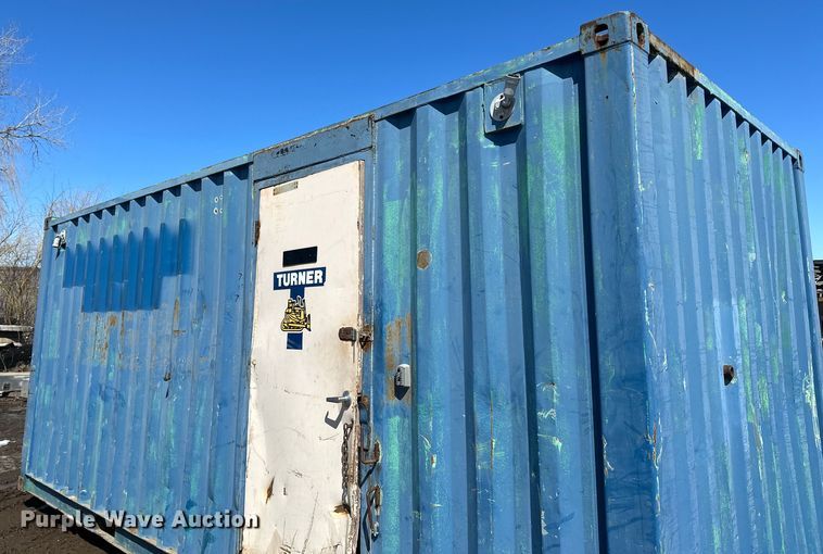 image for item DQ0643 Shipping container with fuel tank