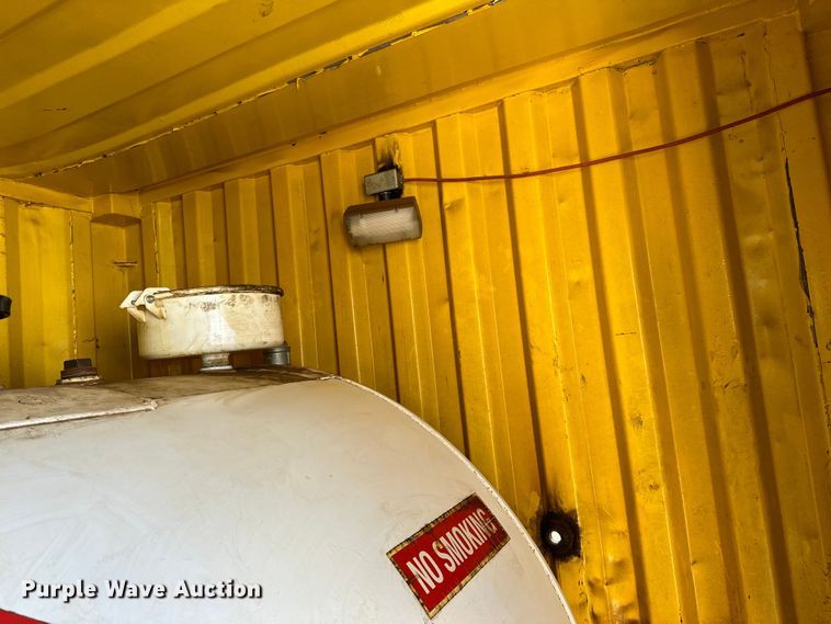 image for item DQ0643 Shipping container with fuel tank