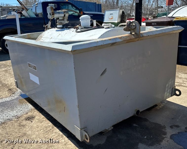 image for item DQ0644 Fuel tank