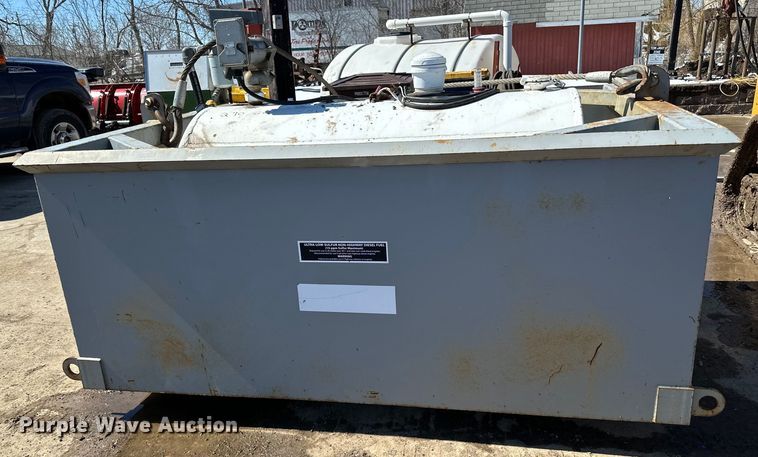 image for item DQ0644 Fuel tank