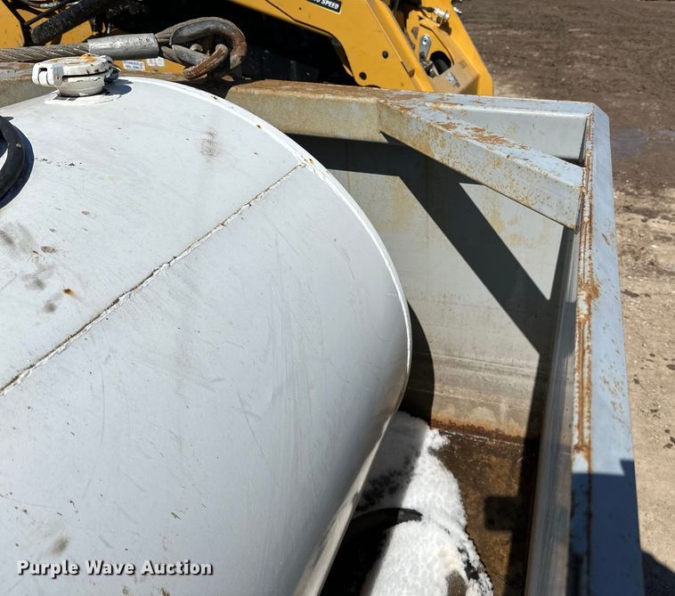 image for item DQ0644 Fuel tank