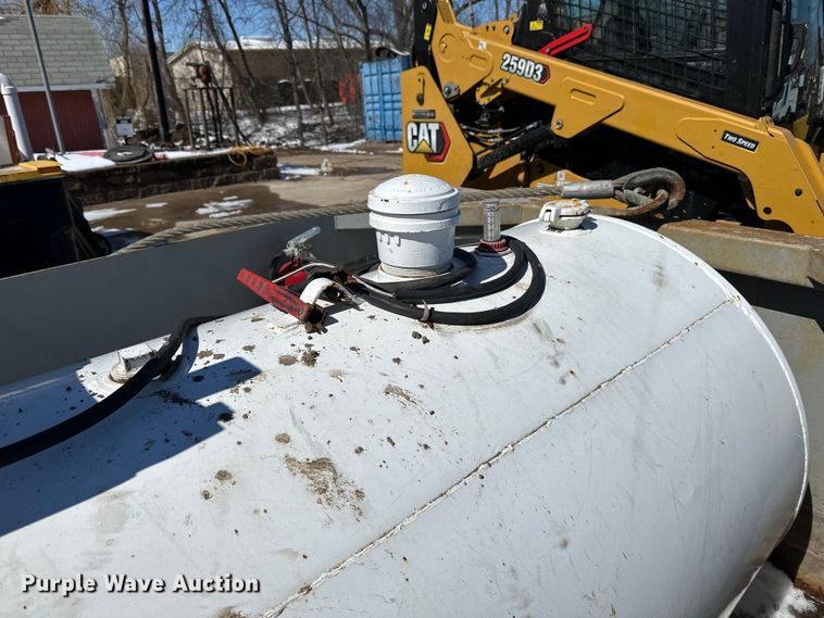 image for item DQ0644 Fuel tank