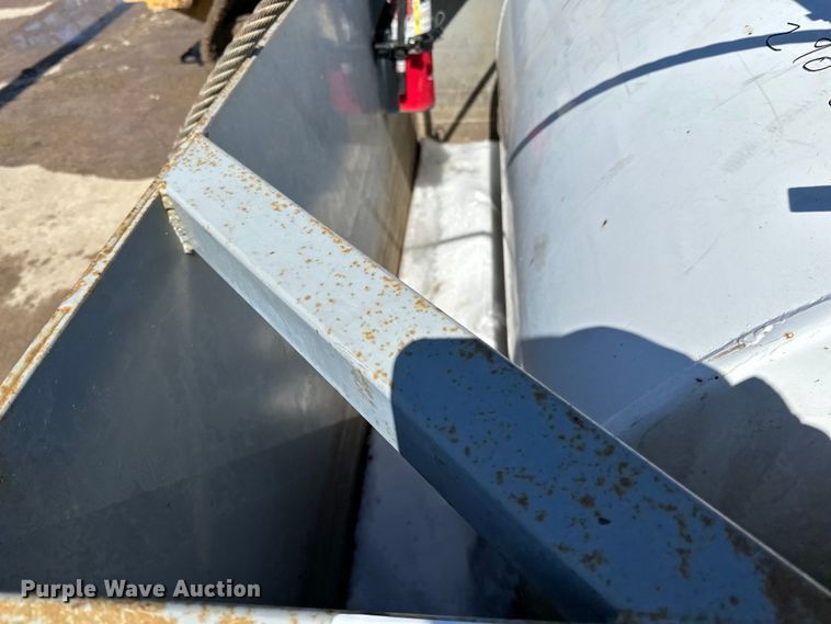 image for item DQ0644 Fuel tank