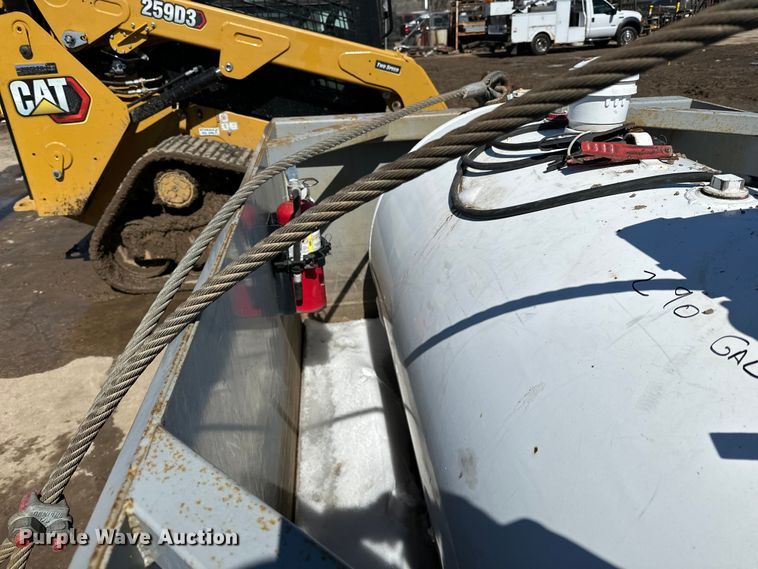 image for item DQ0644 Fuel tank