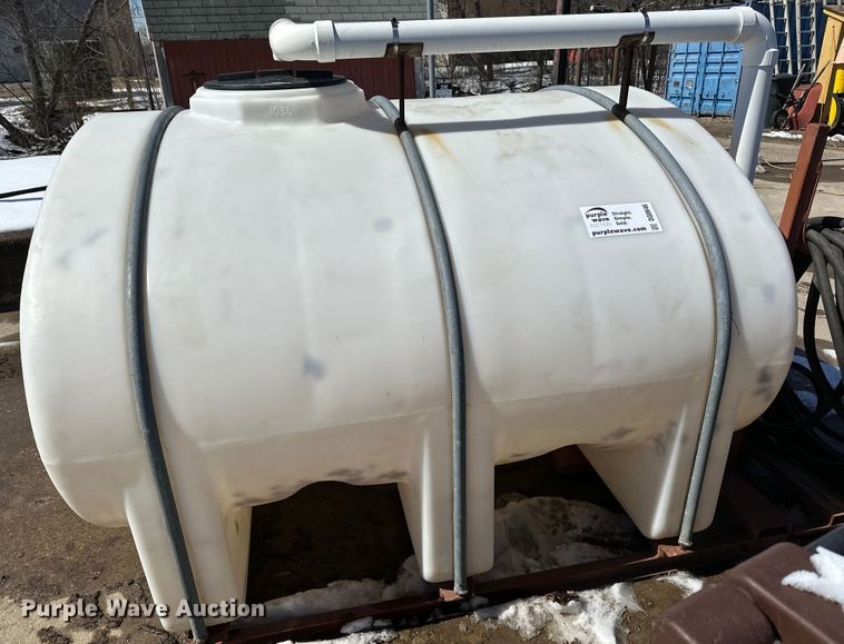 image for item DQ0646 Water tank 