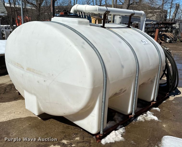 image for item DQ0646 Water tank 