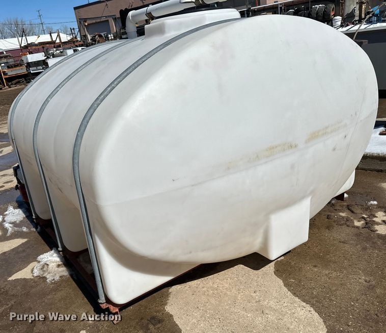 image for item DQ0646 Water tank 