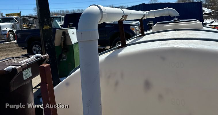 image for item DQ0646 Water tank 