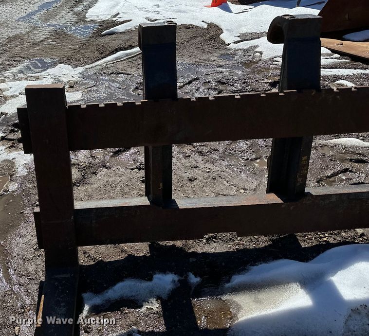 image for item DQ0647 46