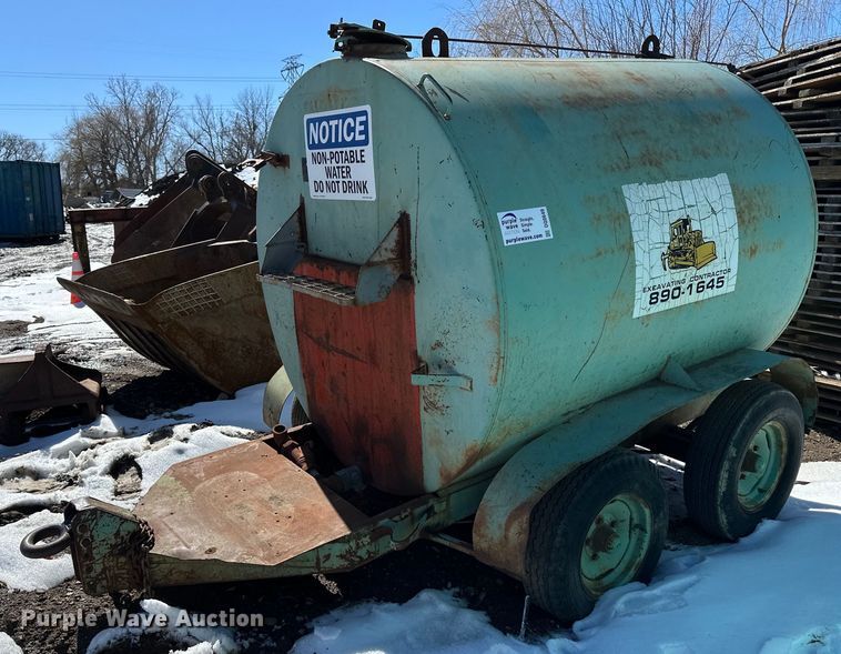 image for item DQ0649 Shop built tank trailer