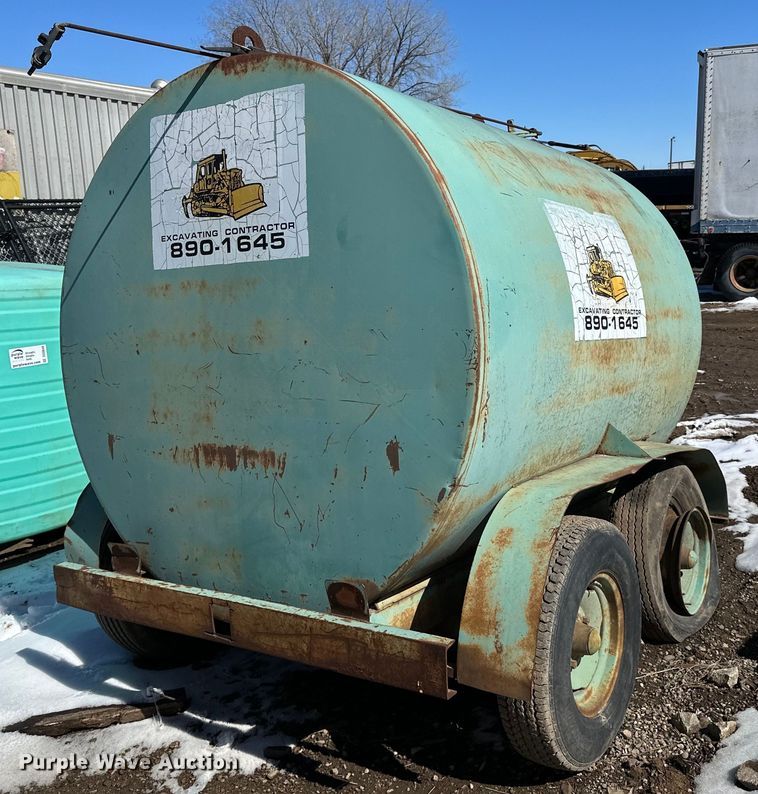 image for item DQ0649 Shop built tank trailer