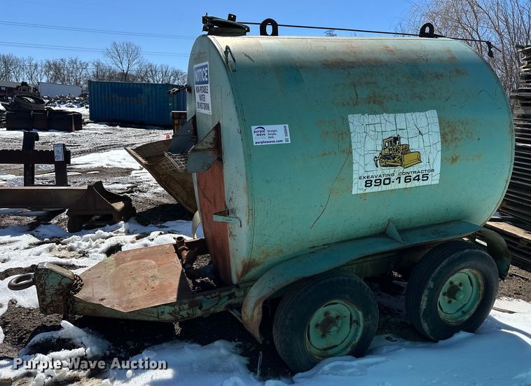 image for item DQ0649 Shop built tank trailer