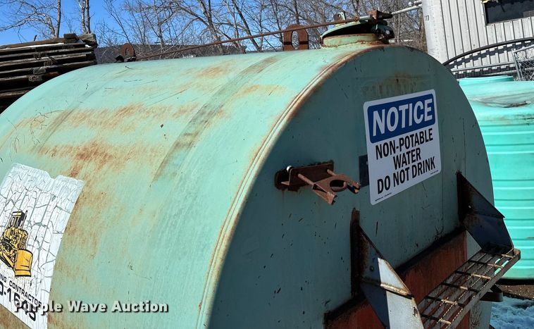 image for item DQ0649 Shop built tank trailer