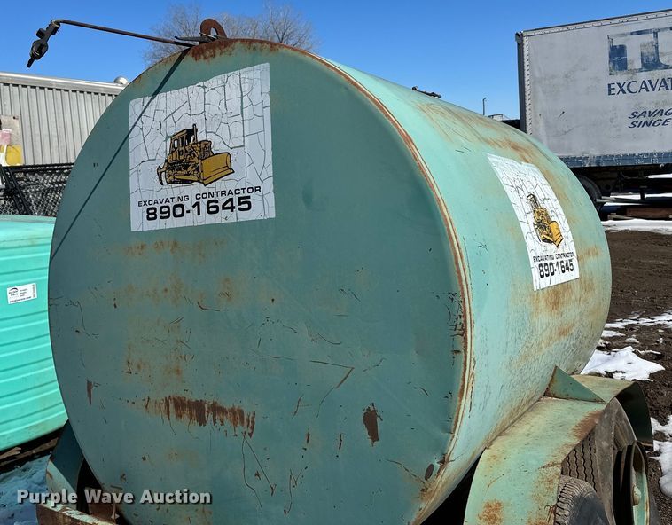 image for item DQ0649 Shop built tank trailer