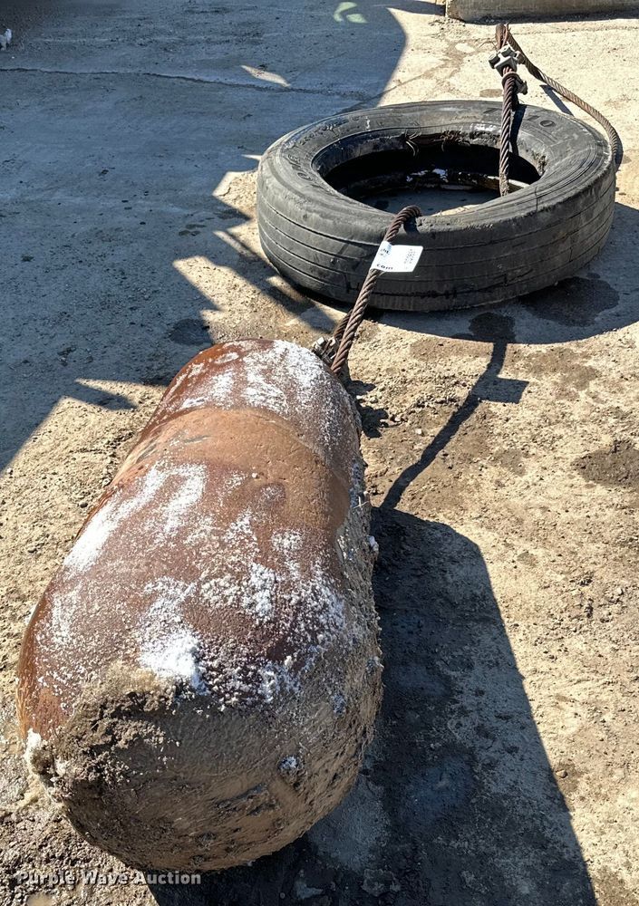 image for item DQ0651 Wrecking ball 