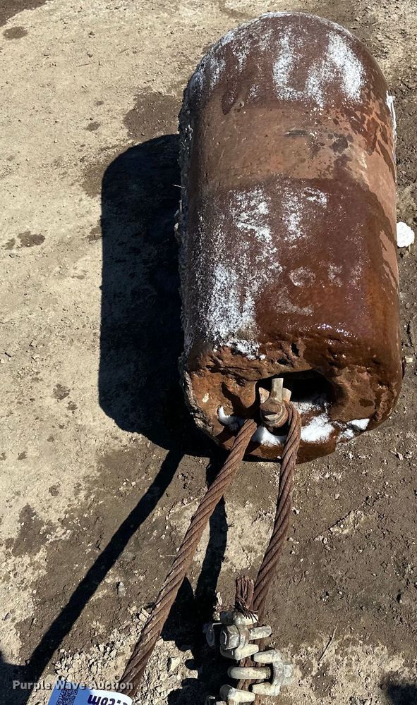 image for item DQ0651 Wrecking ball 