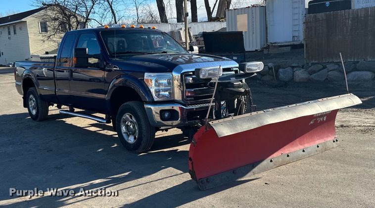 image for item DQ0695 2012 Ford F250 SuperCab pickup truck