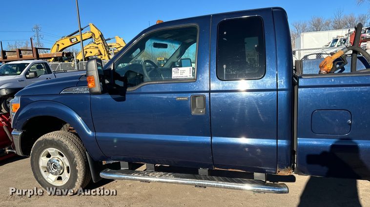 image for item DQ0695 2012 Ford F250 SuperCab pickup truck