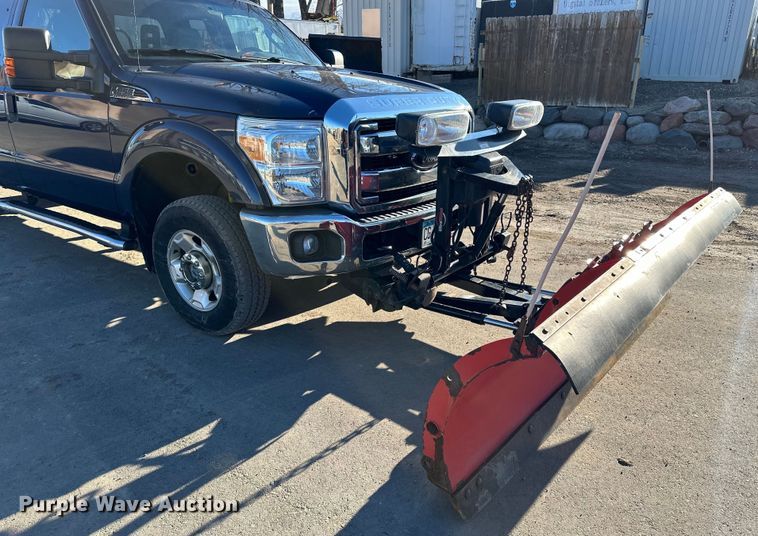 image for item DQ0695 2012 Ford F250 SuperCab pickup truck