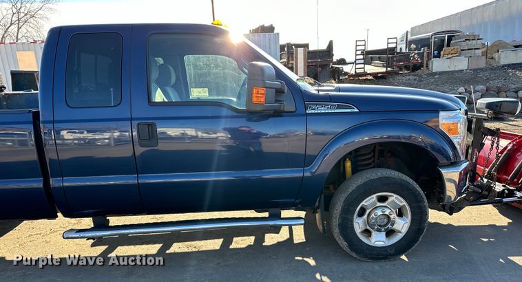 image for item DQ0695 2012 Ford F250 SuperCab pickup truck