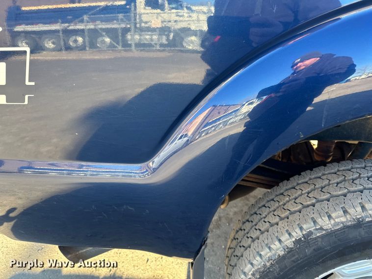 image for item DQ0695 2012 Ford F250 SuperCab pickup truck