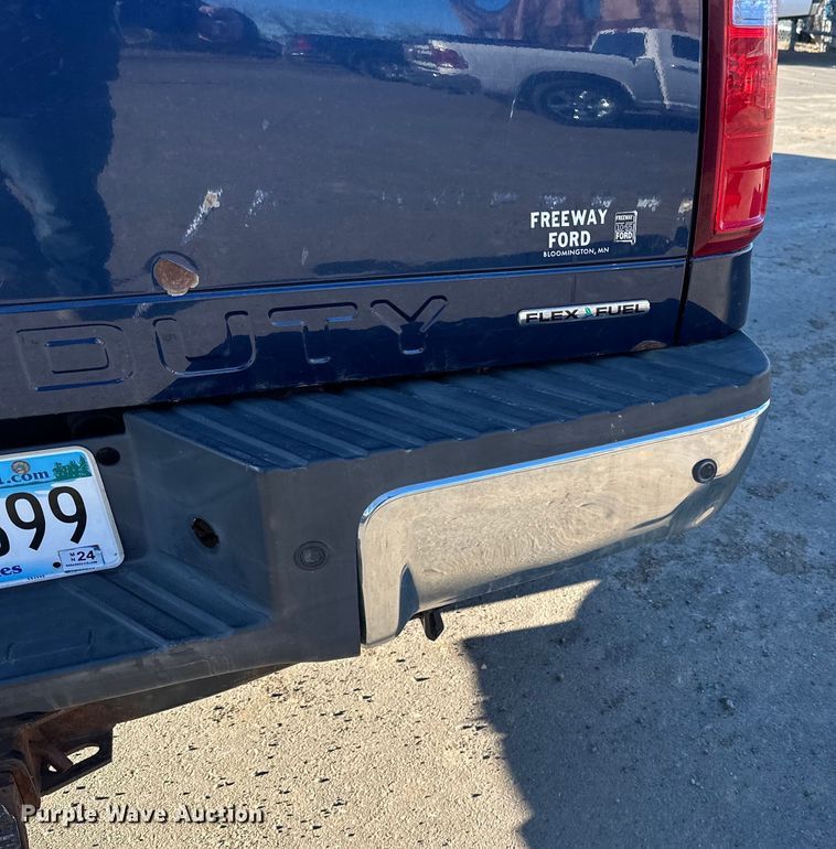 image for item DQ0695 2012 Ford F250 SuperCab pickup truck