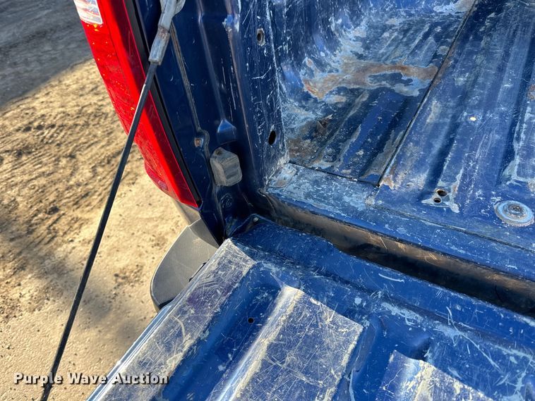 image for item DQ0695 2012 Ford F250 SuperCab pickup truck