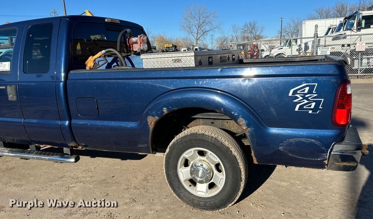 image for item DQ0695 2012 Ford F250 SuperCab pickup truck