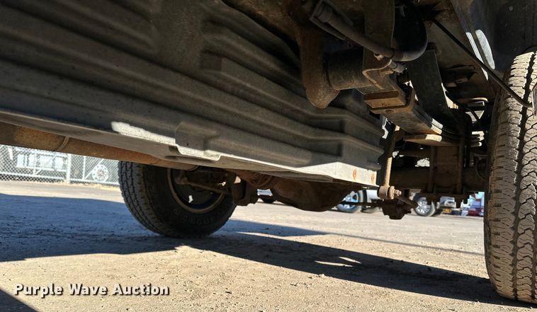 image for item DQ0695 2012 Ford F250 SuperCab pickup truck