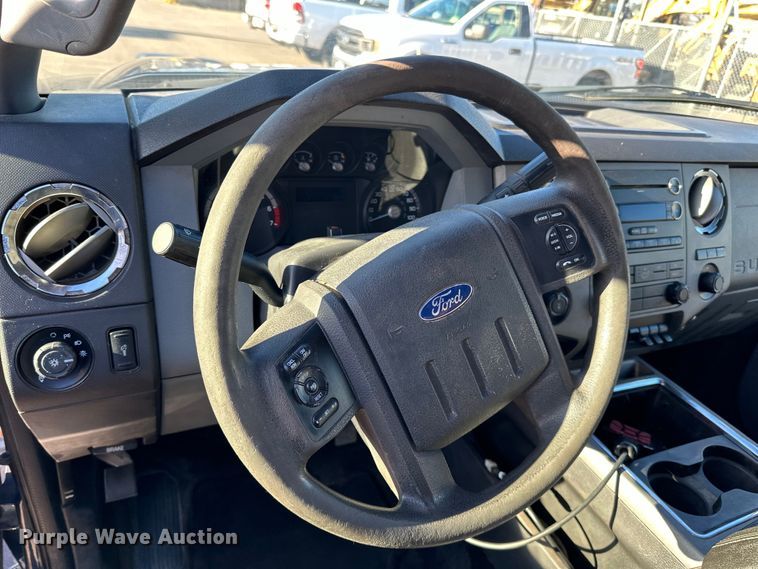 image for item DQ0695 2012 Ford F250 SuperCab pickup truck