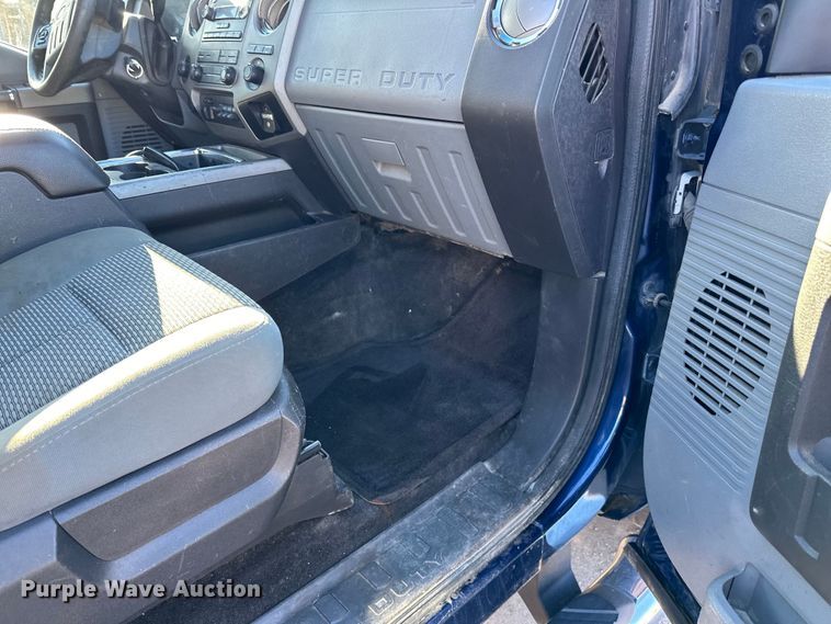 image for item DQ0695 2012 Ford F250 SuperCab pickup truck