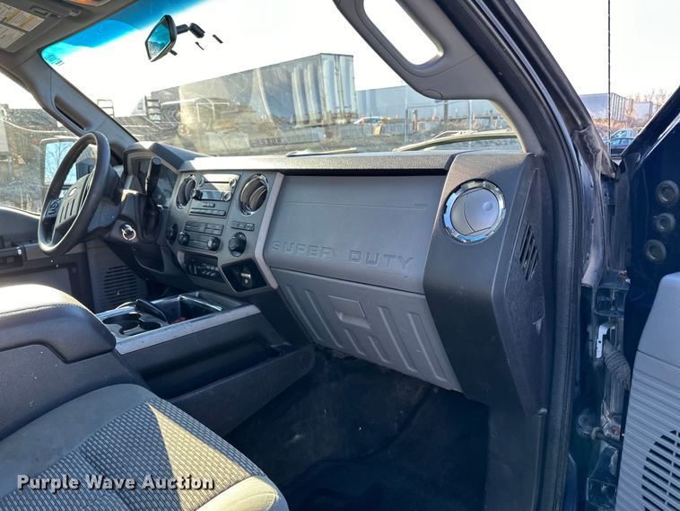 image for item DQ0695 2012 Ford F250 SuperCab pickup truck
