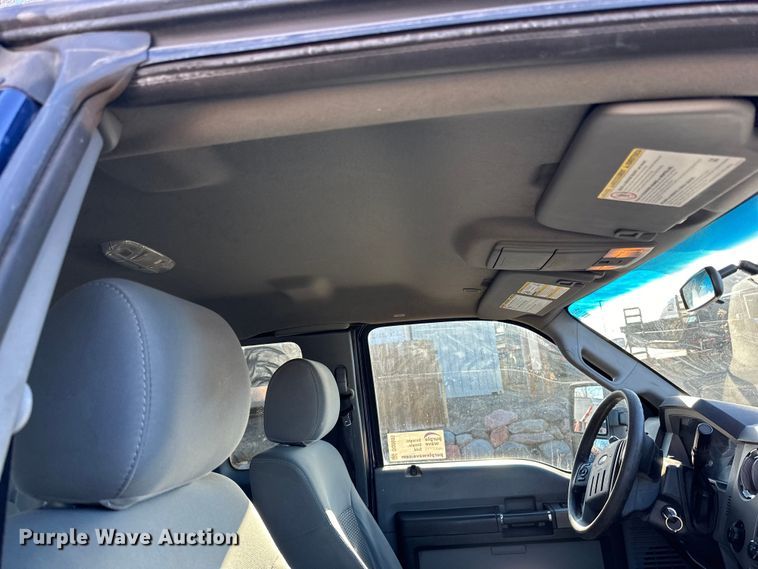 image for item DQ0695 2012 Ford F250 SuperCab pickup truck