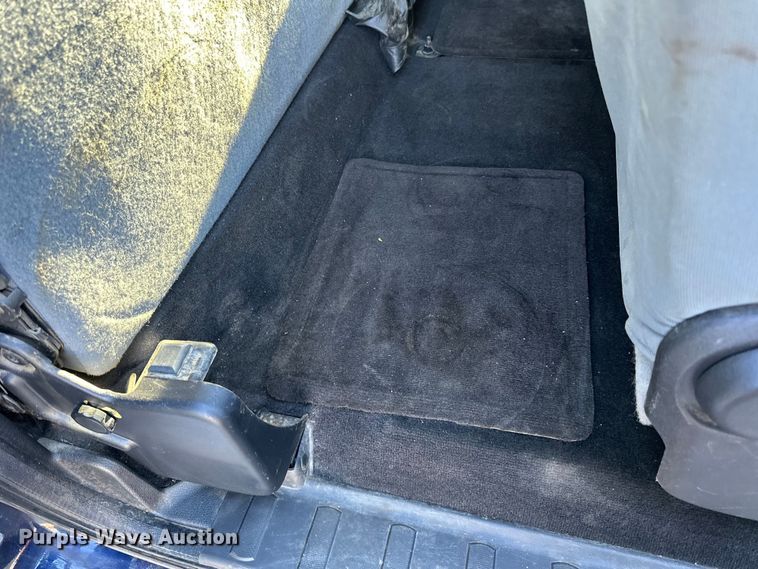 image for item DQ0695 2012 Ford F250 SuperCab pickup truck