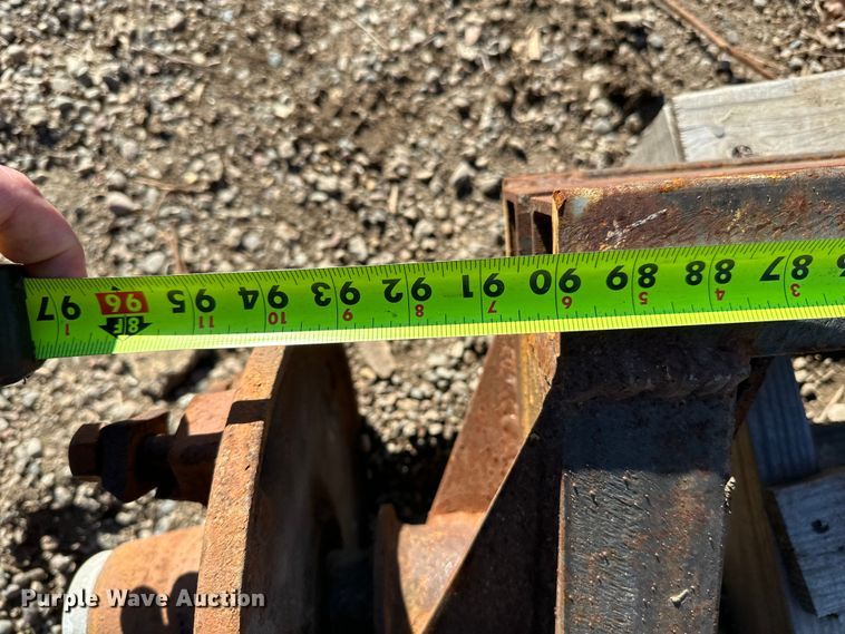 image for item DQ0699 Trailer axle 