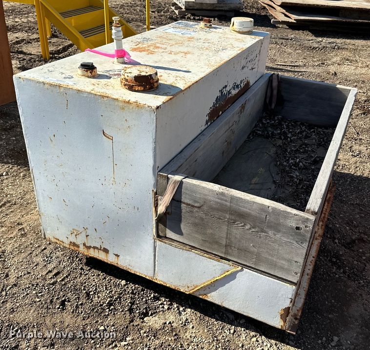 image for item DQ0700 Tank 