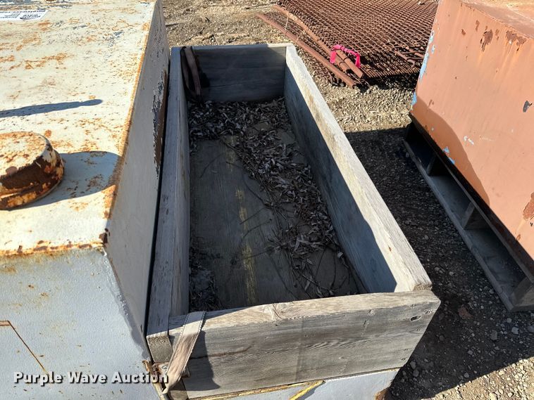 image for item DQ0700 Tank 