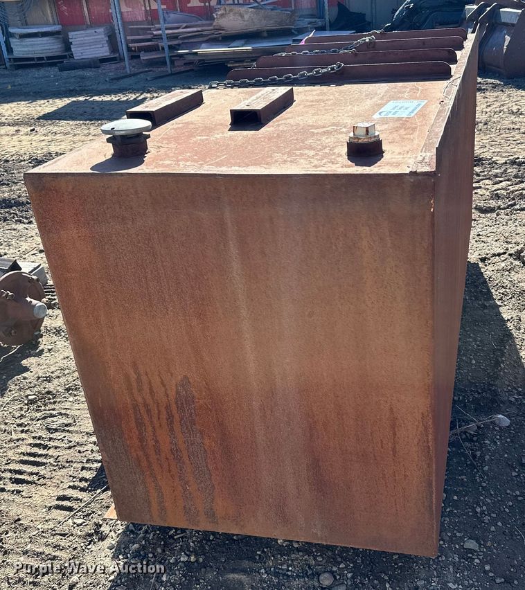 image for item DQ0701 Tank