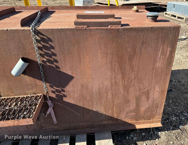 image for item DQ0701 Tank