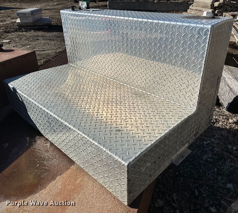 image for item DQ0703 Auxiliary fuel tank 