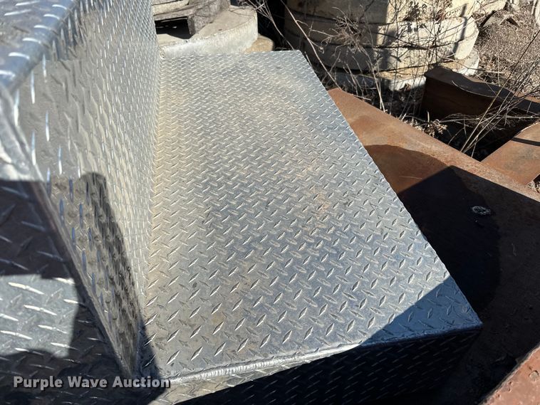 image for item DQ0703 Auxiliary fuel tank 