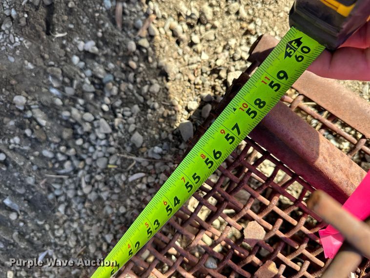 image for item DQ0704 Aggregate screens